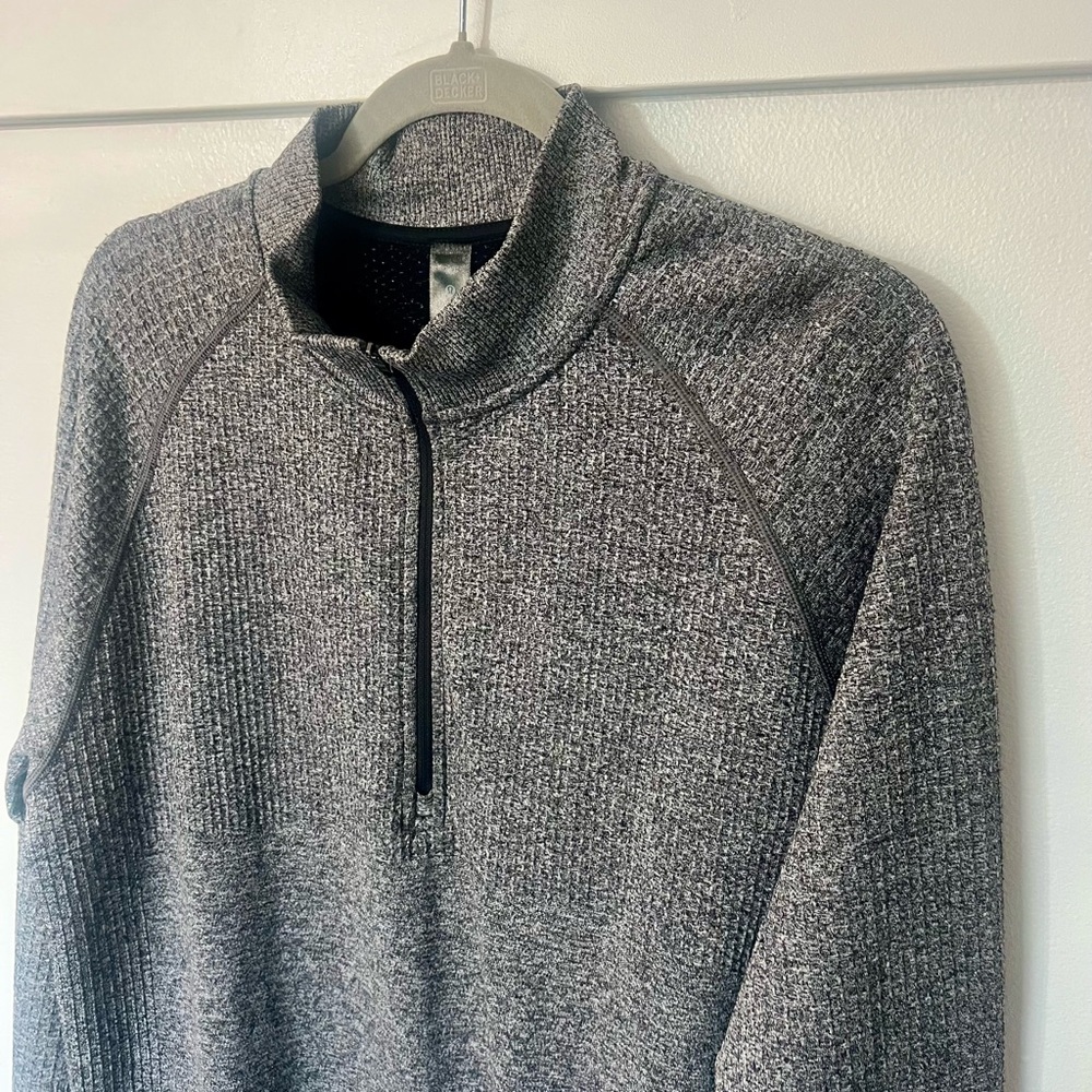 Men's LULULEMON Gray Quarter-Zip Sweater